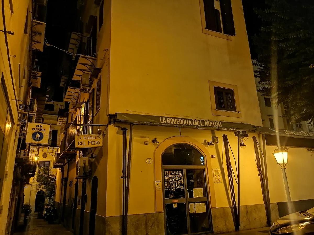 Hotel A Due Passi Appartament Palermo Exteriér fotografie